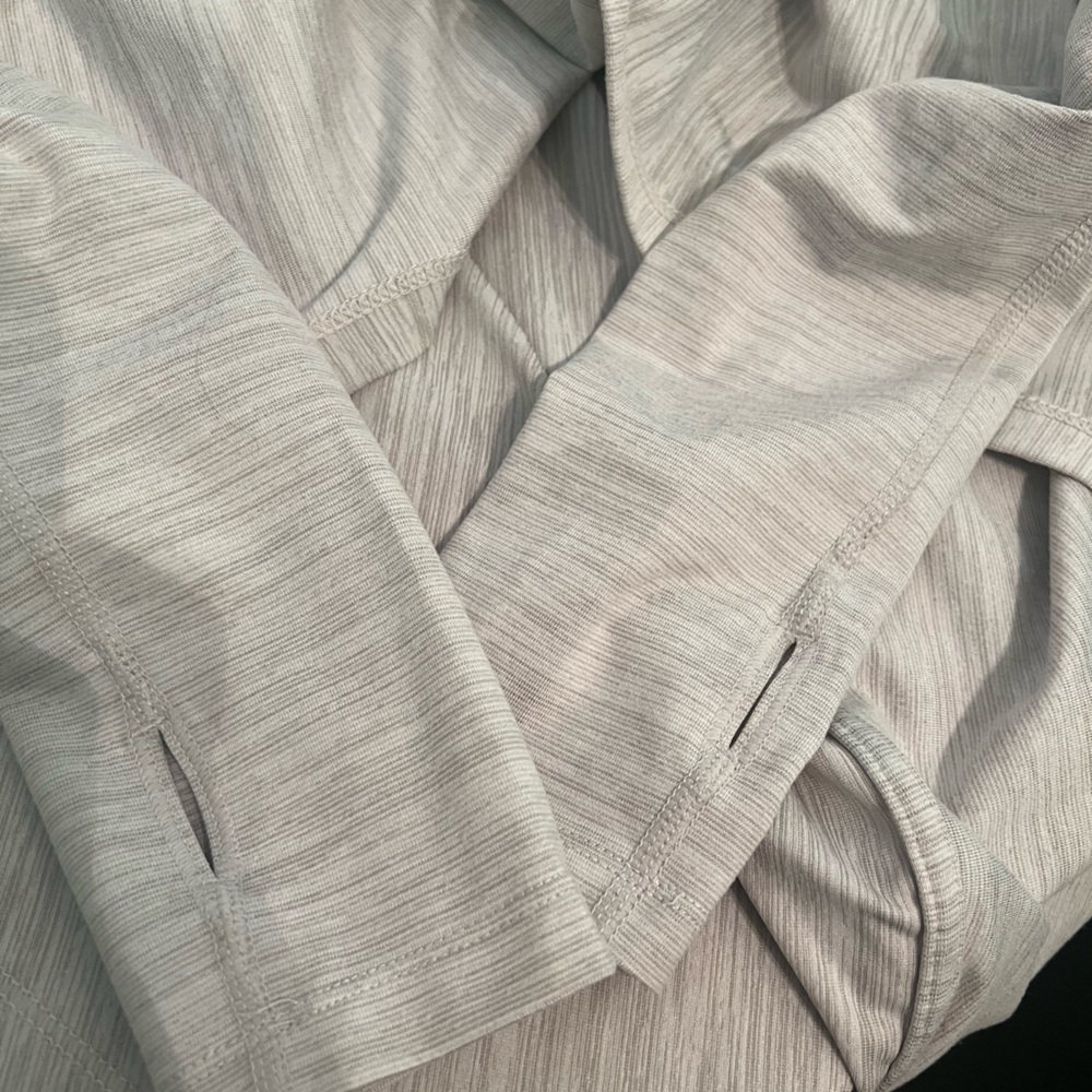 Zyia Activewear Cream Yoga Shawl XS - Picture 9 of 11